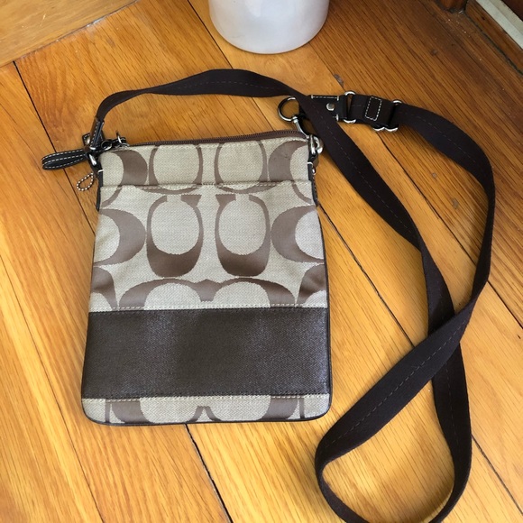 Coach Handbags - Coach Crossbody Bag